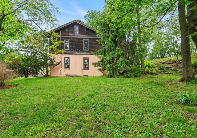 3rd image of 2738 Mount Royal Road, Squirrel Hill, PA 15217 | MLS# 1752525
