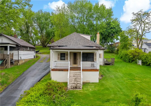 Photo 1 of Single family home for sale at 987 Mccoy Rd, Kennedy Twp, PA 15136 | MLS# 1752484 | Listing updated on 2026-08-03