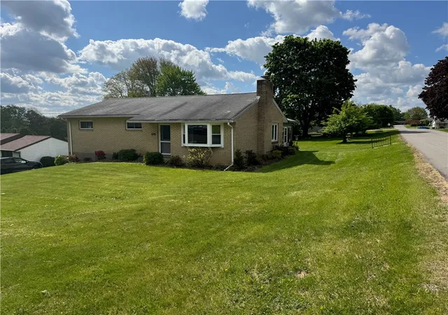 2nd image of 200 North Dr, Center Twp, PA 16001 | MLS# 1752333