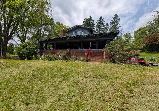 Homes for sale in West Mifflin, PA | 4721 Lebanon Church Rd, West Mifflin, PA 15122 | MLS# 1752559