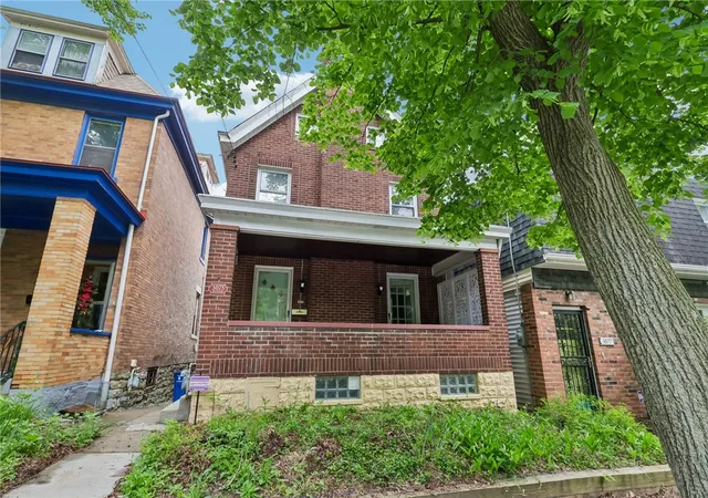 Homes for sale in Squirrel Hill, PA | 3075 Beechwood Blvd, Squirrel Hill, PA 15217 | MLS# 1752094