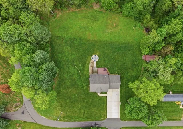 Photo 3 of Single family home for sale at 113 Oakwood Dr, Butler, PA 16002 | MLS# 1752645 | Listing updated on 2026-06-11