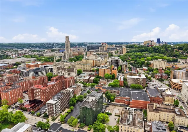 Homes for sale in Oakland, PA | 540 N Neville #305, Oakland, PA 15213 | MLS# 1752654
