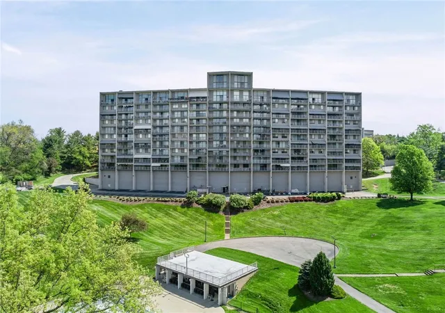 2nd image of 1160 Bower Hl Rd, Pittsburgh, PA 15243
