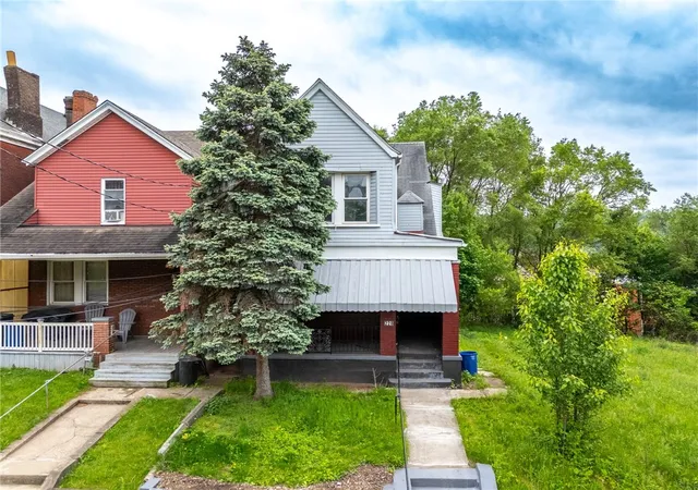Homes for sale in Hazelwood, PA | 228 Winston, Hazelwood, PA 15207 | MLS# 1752667