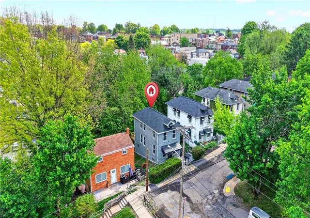 Homes for sale in Bellevue, PA | 634 Madison Avenue, Bellevue, PA 15202 | MLS# 1752673