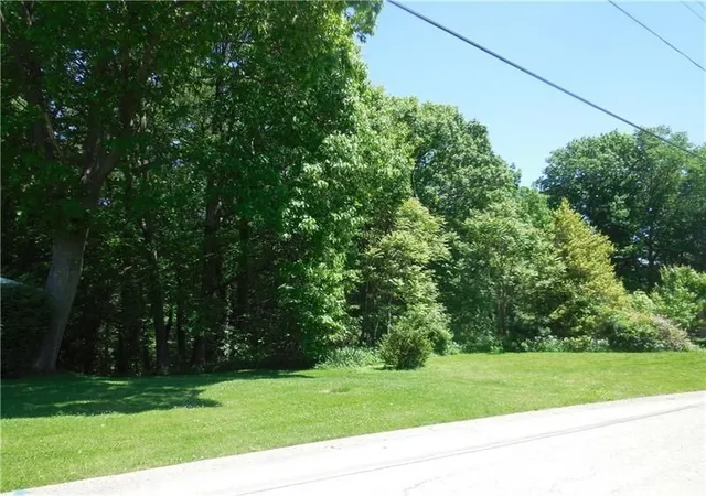 Photo 2 of Land for sale at 0 Crest Dr, Beaver, PA 15009 | MLS# 1752696 | Listing updated on 2026-05-08