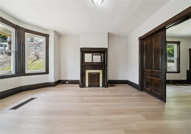 Photo 2 of Single family home for sale at 124 Cutler St, Mc Kees Rocks, PA 15136 | MLS# 1752274 | Listing updated on 2026-07-30