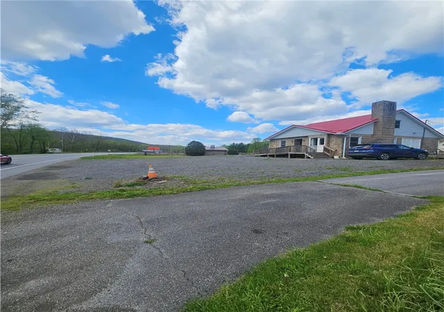 Photo 3 of Single family home for sale at 17493 Bennett Valley Hwy, Force, PA 15841 | MLS# 1752672 | Listing updated on 2026-06-25