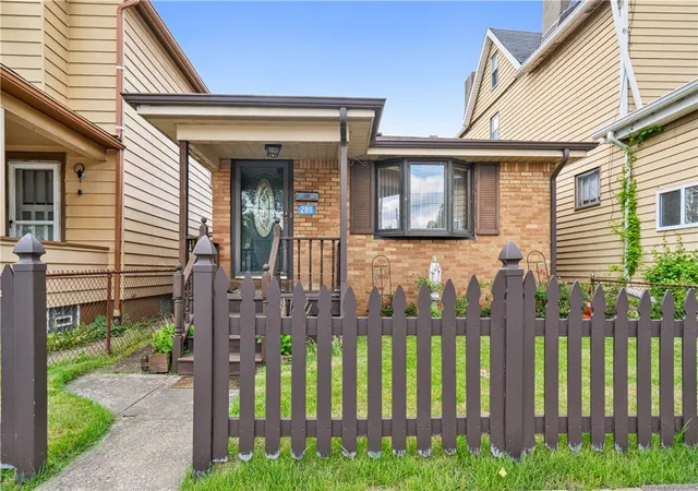 1st image of 2811 Bowman Ave, Mc Keesport, PA 15132 | MLS# 1752770