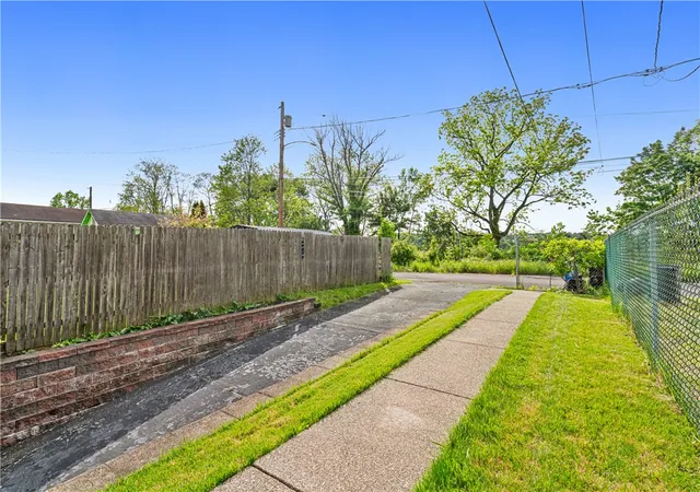 25th image of 2811 Bowman Ave, Mc Keesport, PA 15132 | MLS# 1752770