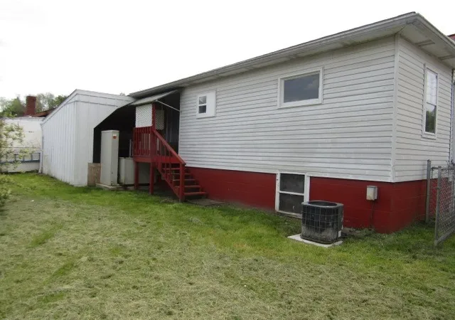 4th image of 48 Locust St, Ellsworth Boro, PA 15331 | MLS# 1752812