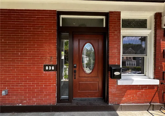2nd image of 836 Farragut St, Highland Park, PA 15206 | MLS# 1752743