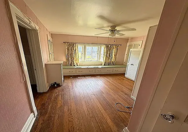 Homes for sale in New Castle, PA | 507 N Jefferson St, New Castle, PA 16101 | MLS# 1752844