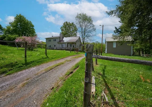 Homes for sale in Jefferson Twp, PA | 124 Hannastown Rd, Jefferson Twp, PA 16002 | MLS# 1752725