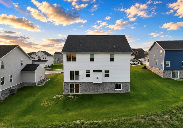 Homes for sale in North Huntingdon, PA | 6453 Marco Ct, North Huntingdon, PA 15642 | MLS# 1752826