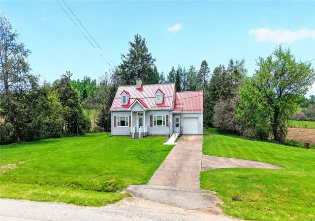 Homes for sale in Perryopolis, PA | 607 Cemetery Road, Perryopolis, PA 15473 | MLS# 1752646