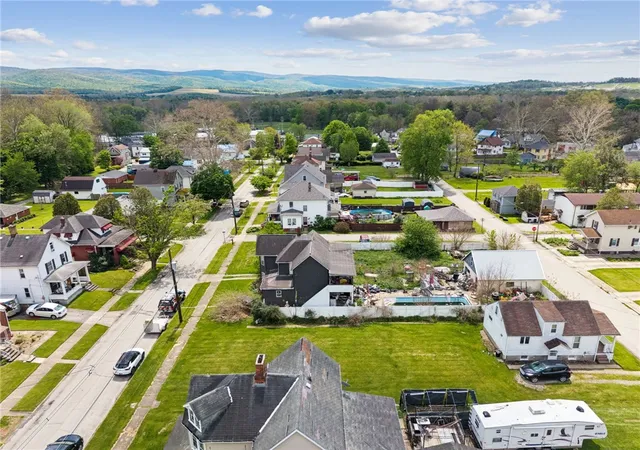 Homes for sale in Blairsville Area, PA | 276 Morewood Ave, Blairsville Area, PA 15717 | MLS# 1752892