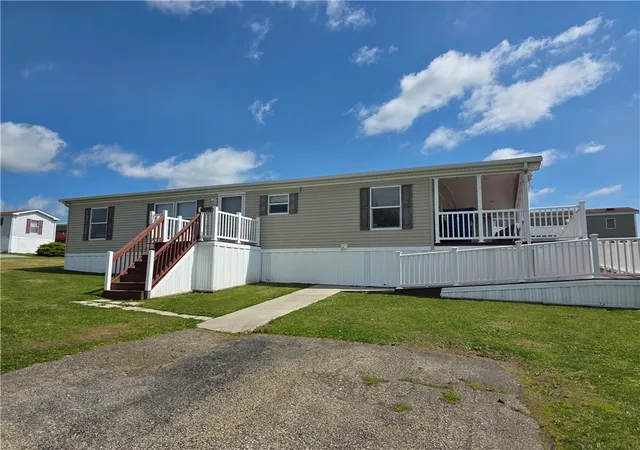 Photo 2 of Manufactured home for sale at 332 Maruca Dr, Mt Pleasant Boro, PA 15666 | MLS# 1752882 | Listing updated on 2026-07-30