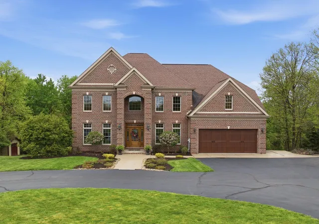 Photo 1 of Single family home for sale at 24 S Cowan Rd, Collier Twp, PA 15106 | MLS# 1752952 | Listing updated on 2026-08-04