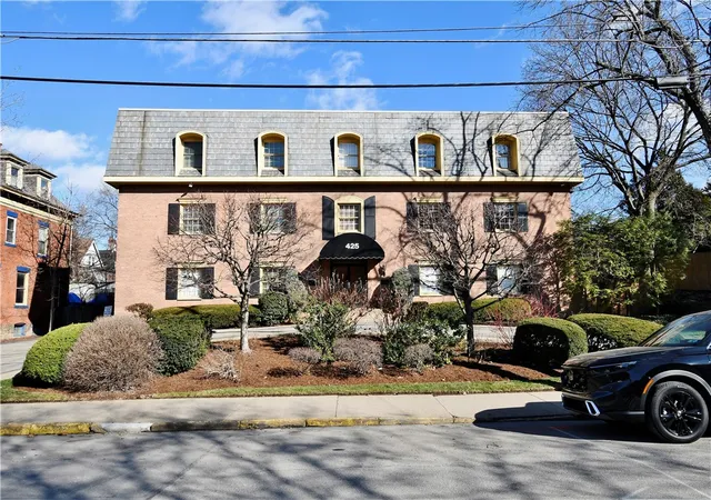 Homes for sale in Oakland, PA | 425 N Neville St #204, Oakland, PA 15213 | MLS# 1752921