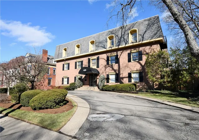 Homes for sale in Oakland, PA | 425 N Neville St #204, Oakland, PA 15213 | MLS# 1752921