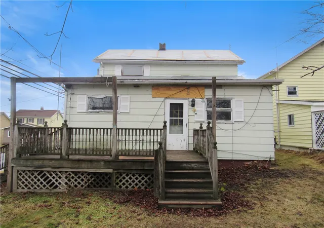 Homes for sale in Windber, PA | 300 8Th Street, Windber, PA 15963 | MLS# 1752978