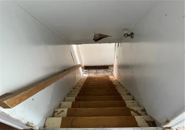 Photo 5 of Single family home for sale at 473 New 8th Ave, Homestead, PA 15120 | MLS# 1752964 | Listing updated on 2026-06-26
