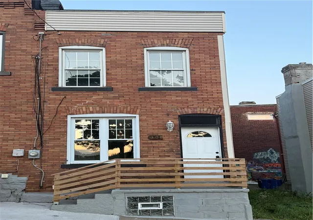 2nd image of 308 N Millvale Ave, Garfield, PA 15224 | MLS# 1753030
