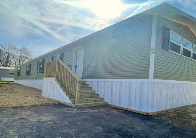 Homes for sale in Scottdale, PA | 159 Roundtop Circle, Scottdale, PA 15683 | MLS# 1753034