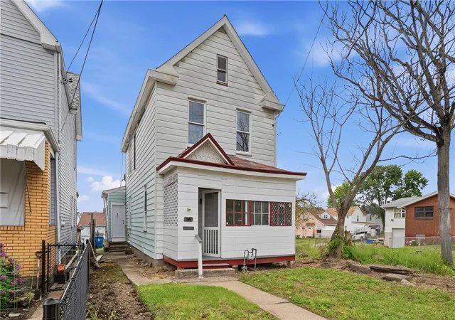 Homes for sale in Mc Keesport, PA | 2402 Grandview Avenue, Mc Keesport, PA 15132 | MLS# 1752548