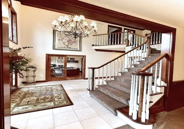 Photo 4 of Single family home for sale at 300 Pine Valley Dr, Bridgeville, PA 15017 | MLS# 1753068 | Listing updated on 2026-06-19