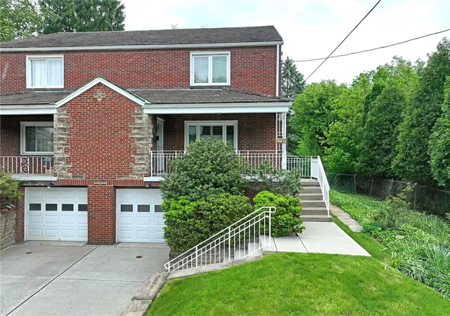 Homes for sale in Squirrel Hill, PA | 1717 Murdoch Road, Squirrel Hill, PA 15217 | MLS# 1752958