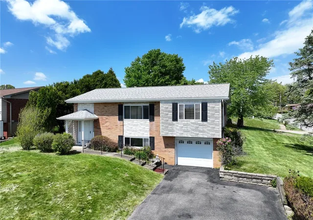 Homes for sale in Harmar, PA | 563 Meadowvale Dr, Harmar, PA 15024 | MLS# 1753116