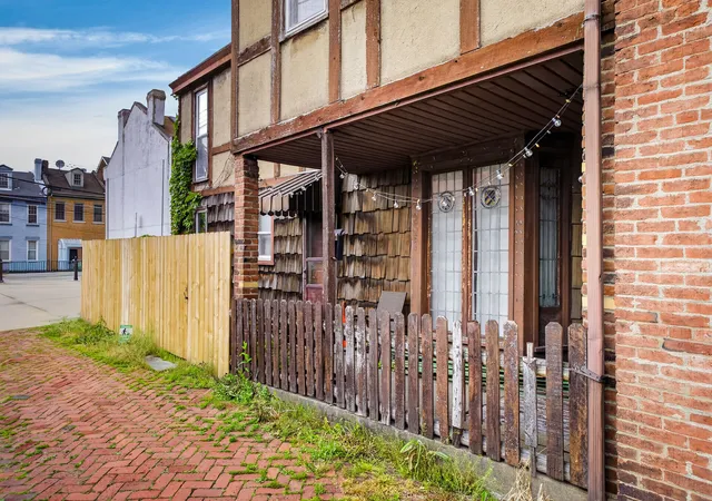 3rd image of 2301 Larkins Wy, Pittsburgh, PA 15203 | MLS# 1753162