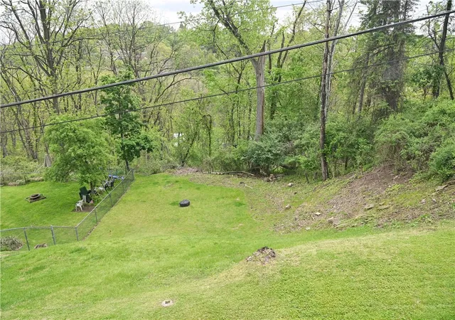 29th image of 104 Mcalister Dr, Penn Hills, PA 15235 | MLS# 1752785