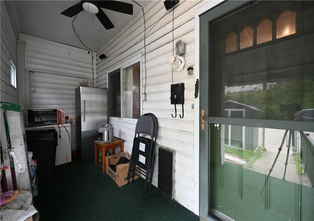 Homes for sale in Mc Kees Rocks, PA | 805 Railroad St, Mc Kees Rocks, PA 15136 | MLS# 1753287