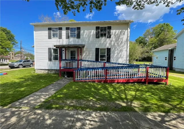 Homes for sale in Saegertown, PA | 403 Grant Street, Saegertown, PA 16433 | MLS# 1753318