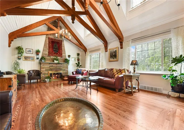 5th image of 2055 Outlook Dr, Pittsburgh, PA 15241 | MLS# 1753260
