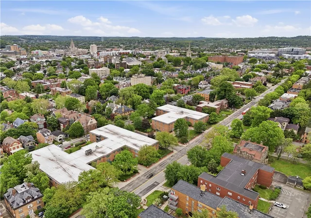 2nd image of 5825 5th Ave, Shadyside, PA 15232