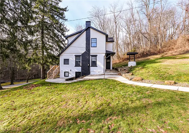 3rd image of 4263 State Route 136, Greensburg, PA 15601 | MLS# 1753095