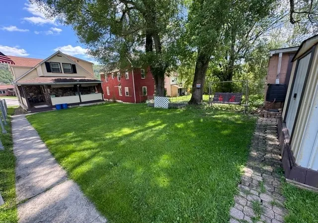 5th image of 375 Daniel St, Greater Johnstown School District, PA 15906 | MLS# 1753409