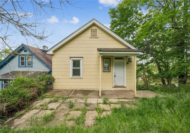 11th image of 907 Vermont Avenue, White Oak, PA 15131 | MLS# 1753072