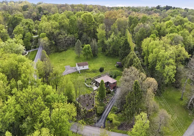 44th image of 415 Overbrook Rd, Valencia, PA 16059 | MLS# 1753441