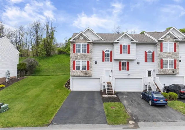 1st image of 1141 Arrowhead Dr, South Strabane, PA 15301 | MLS# 1753417
