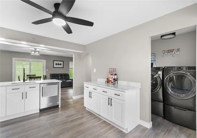 3rd image of 1141 Arrowhead Dr, South Strabane, PA 15301 | MLS# 1753417