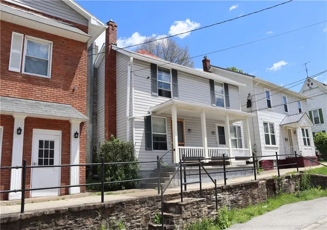Photo 2 of Multi family home for sale at 306 E Main St, Ligonier Boro, PA 15658 | MLS# 1753521 | Listing updated on 2026-07-28