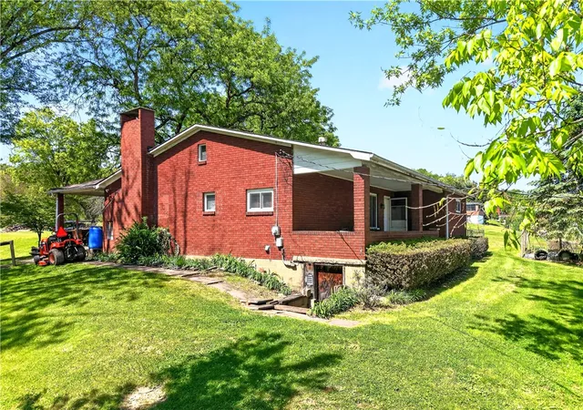 45th image of 2000 School Street, Clairton, PA 15025 | MLS# 1753459