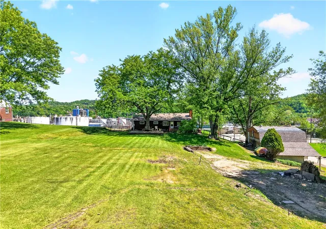 5th image of 2000 School Street, Clairton, PA 15025 | MLS# 1753459
