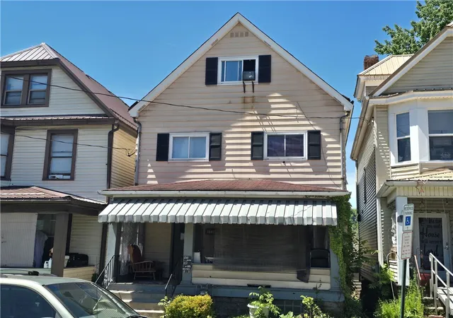 Homes for sale in Arnold, PA | 1519 Kenneth Avenue, Arnold, PA 15068 | MLS# 1753666